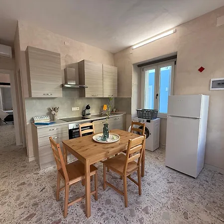 Sant'agostino بيت للعطل بيتسو